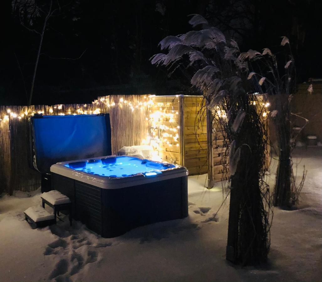 Gartenloft Mit Outdoor Whirlpool Und Garten Petershagen-Eggersdorf Экстерьер фото