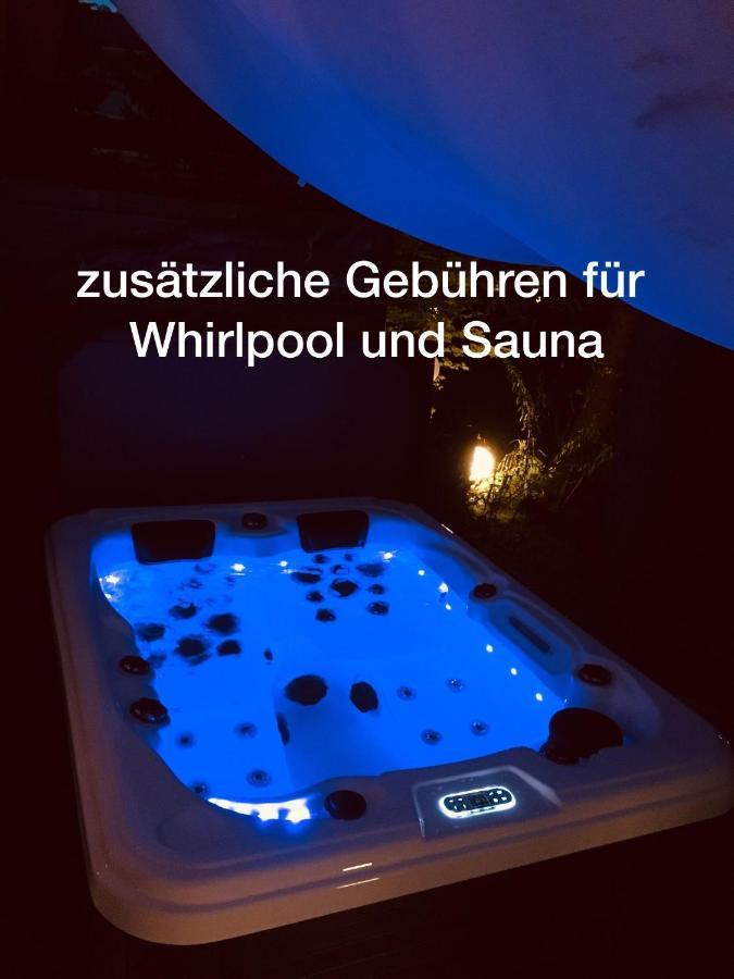Gartenloft Mit Outdoor Whirlpool Und Garten Petershagen-Eggersdorf Экстерьер фото